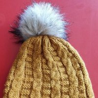 Зимна шапка, снимка 1 - Шапки - 34623655