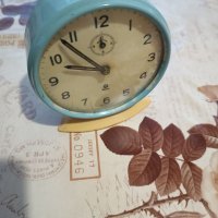 Настолен часовник  Poltik, снимка 2 - Антикварни и старинни предмети - 38939512