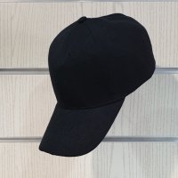 Нова изчистена шапка с козирка в черен цвят, снимка 5 - Шапки - 36922776