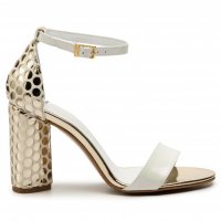 УНИКАЛНИ бели елегантни сандали със златист широк ток, снимка 2 - Сандали - 37748100