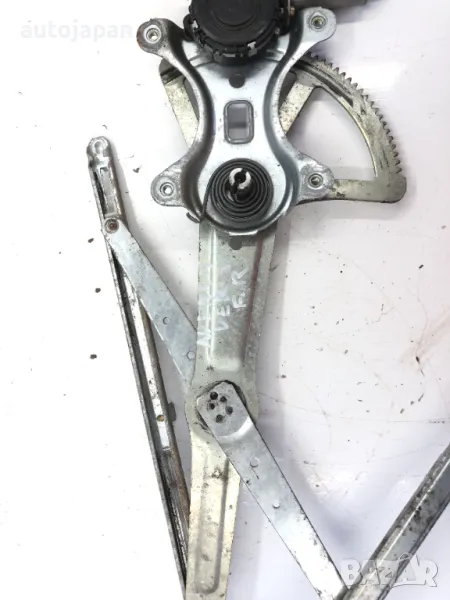 Преден десен стъклоповдигач Toyota Avensis Verso 2.0 D 116hp 1CD, снимка 1