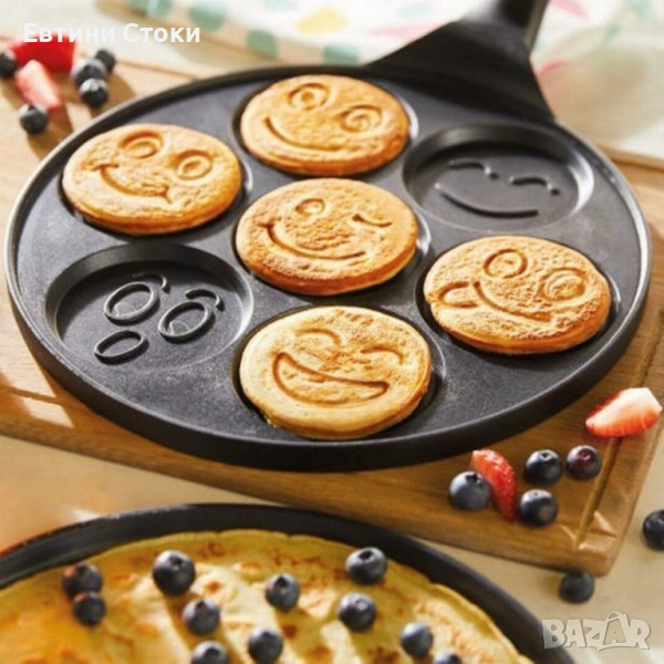 Тиган за палачинки с емотикони - забавно готвене у дома, снимка 1