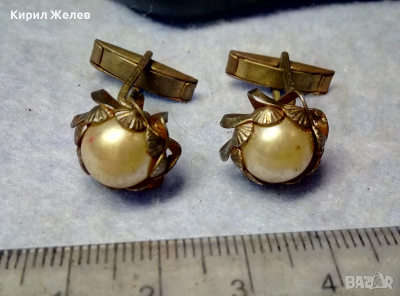 СТАРИННИ МЕСИНГОВИ ПЕРЛЕНИ БУТОНЕЛИ РЕТРО КОПЧЕТА За БУТОНЕЛИ с БЕЛИ ПЕРЛИ 22176, снимка 1
