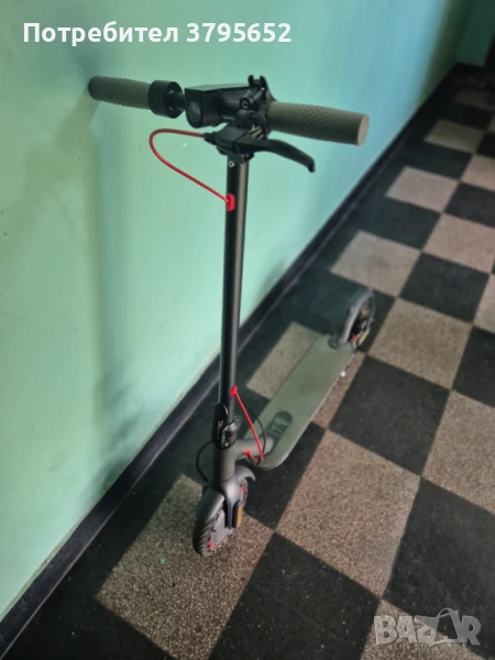 тротинетка aovo prо добро състояние без никакви проблеми. 350W 31км макс скорост. пробег 35км, снимка 1