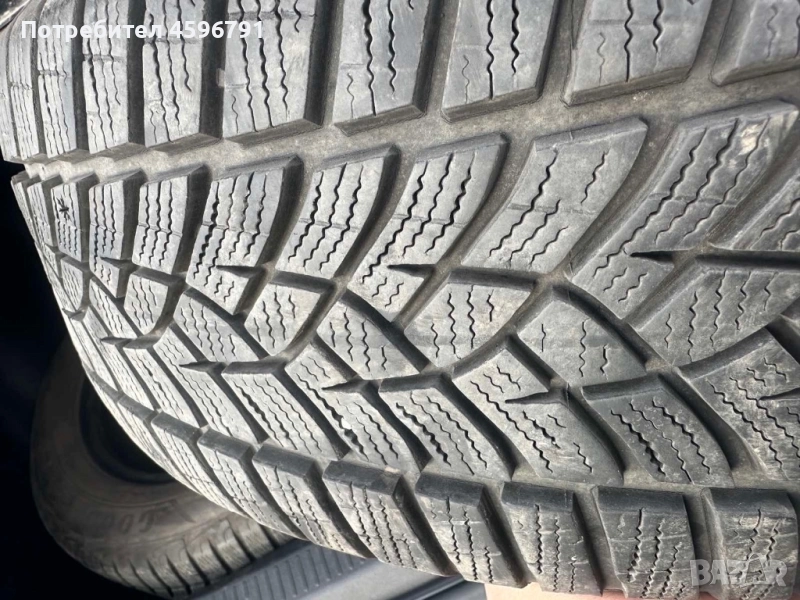 4 бр. Зимни гуми GoodYear 215 60 R16 , снимка 1