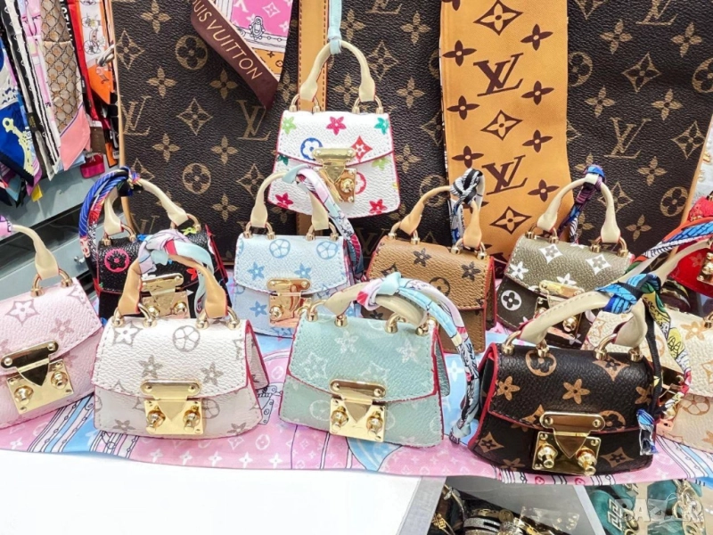 ключодържатели мини чанти louis vuitton , снимка 1