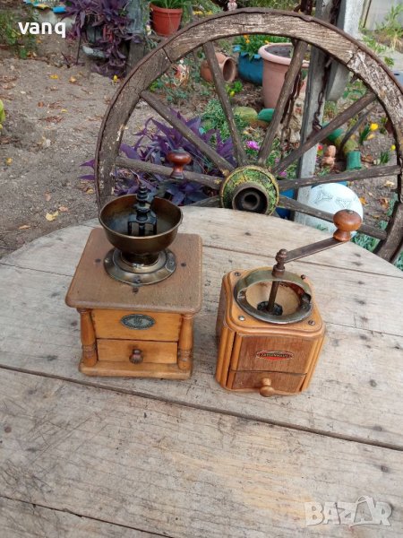 Стара мелница за пипер,подправки и др., снимка 1