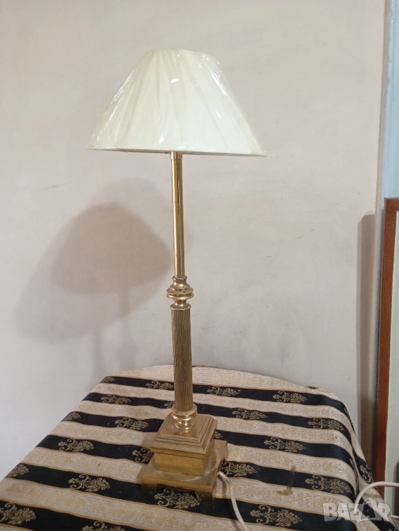 Винтидж настолна лампа, снимка 1