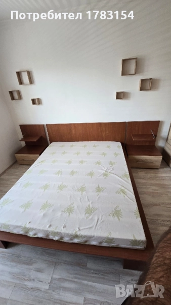 Спалня с матрак, снимка 1