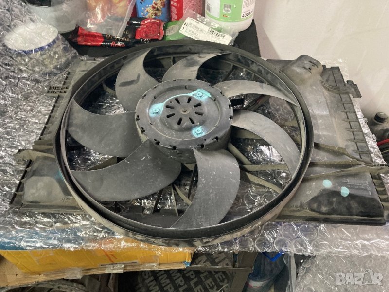 Перка за охлаждане на мотора мерцедес ц класа w203, снимка 1