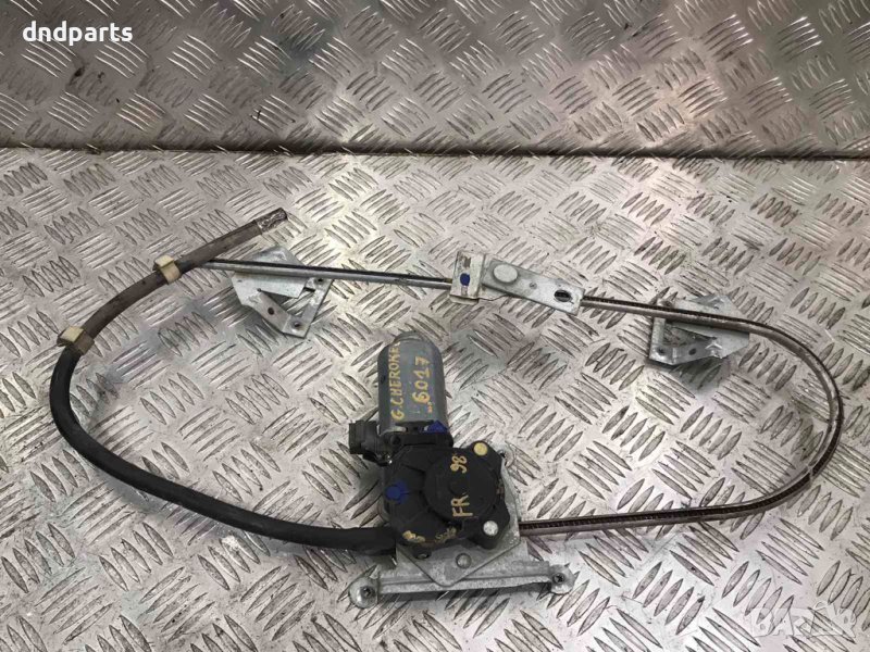 Преден десен стъклоповдигач Jeep Grand Cherokee 1998г., снимка 1