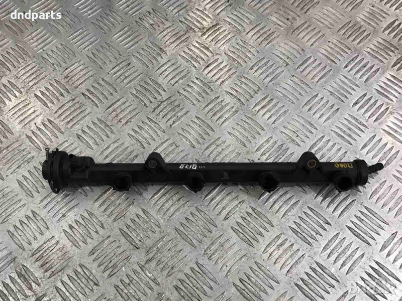 Горивна рейка VW Polo,1.2i,1997г., снимка 1