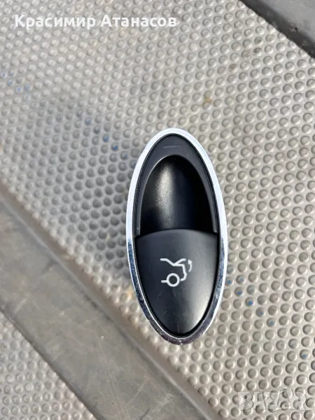 Бутон багажник за Мерцедес CLS. W219. A2118210379, снимка 1