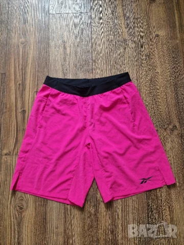 Страхотни мъжки къси панталони REEBOK размер S 