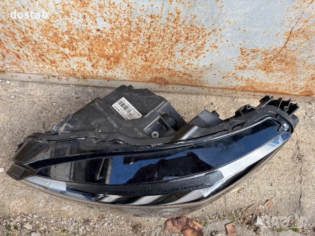 Фар за Пежо 208 , снимка 2 - Части - 52309899