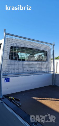 Предпазна решетка зад кабината за Крафтер , снимка 2 - Бусове и автобуси - 38294438