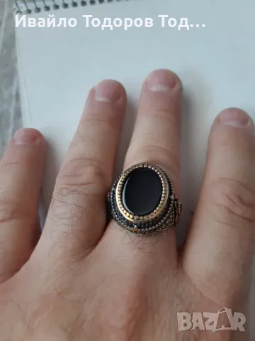 Уникален мъжки бутиков сребърен пръстен с оникси, снимка 2 - Пръстени - 47880623