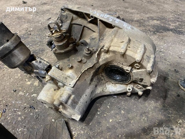 vw t4 2.5 tdi 102 hd transporter caravelle на части т4 транспортер , снимка 2 - Бусове и автобуси - 32252455