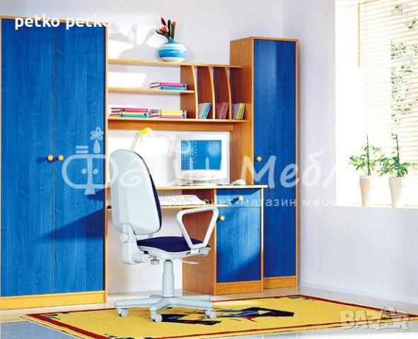 Детско обзавеждане (бюро + гардеробчета), снимка 2 - Бюра - 52821886