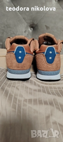 Оригинални маратонки Nike sportswear , снимка 4 - Маратонки - 51837593