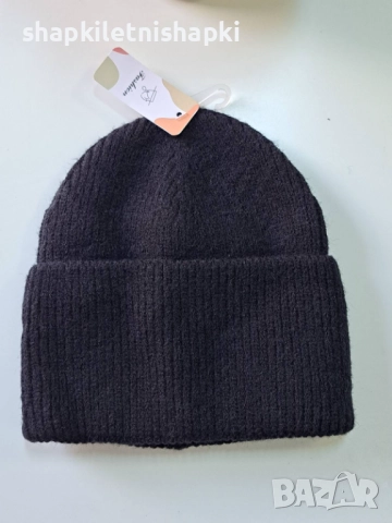 339 Дамска плетена шапка,ангора-бутикова, снимка 4 - Шапки - 52537982