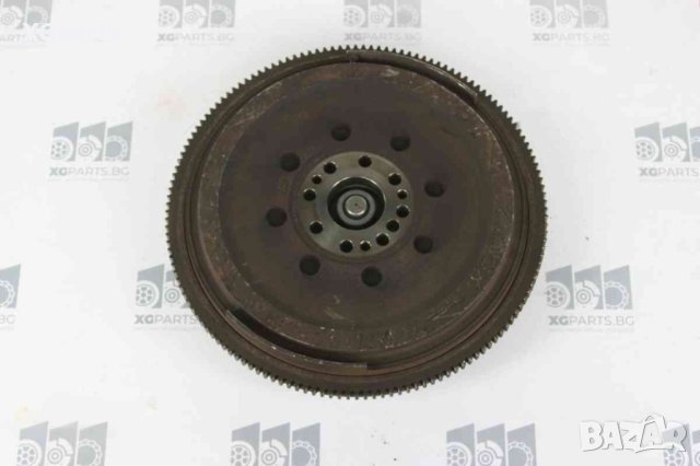 Демпферен маховик за Mercedes C-class W202 C200 136 к.с. (1993-2000), снимка 2 - Части - 43877681