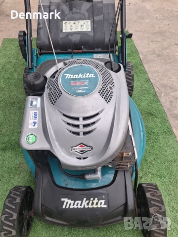 Бензинова самоходна косачка Makita, снимка 2 - Градинска техника - 50997732