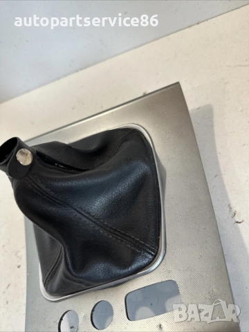 Кожен калъф за лост на скоростите за Alfa Romeo 159 Sportwagon (2009) 896186412, снимка 2 - Части - 53188124