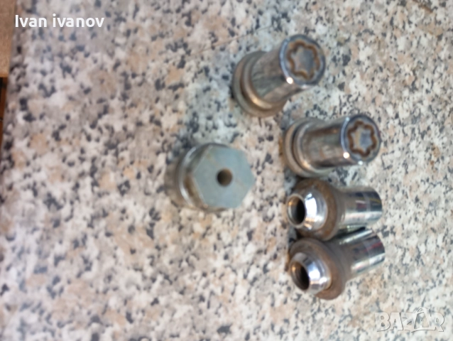 Секретни болтове за Тойота, снимка 4 - Части - 52591333