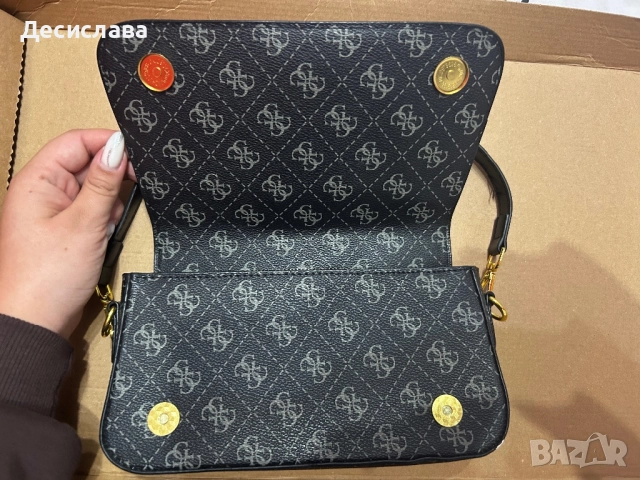 Дамска Чанта Guess, снимка 2 - Чанти - 52347169