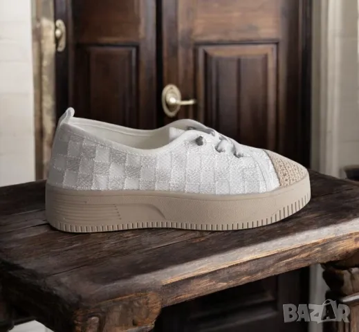 ДАСМКИ БЕЛИ ЕСПАДРИЛИ K337, снимка 1