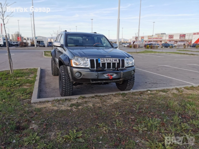 Продавам Jeep Grand Cherokee 3.0 OVERLAND, снимка 4 - Автомобили и джипове - 52181735
