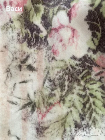 Burberry оригинална бебешка рокля, снимка 8 - Бебешки рокли - 48353949