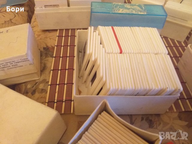 Нови цветни диапозитиви пластмасова рамка, снимка 3 - Плейъри, домашно кино, прожектори - 28068758