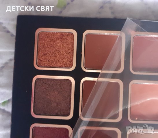 Нова палитра сенки за очи с огледало Вellapierre- 35 цвята, снимка 6 - Козметика за лице - 43350232