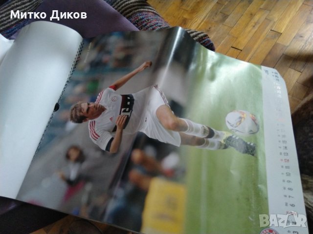 Байерн Мюнхен официален календар 2016г с 12 постера продаван за 14.99евро, снимка 13 - Футбол - 39349640