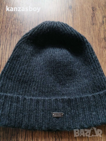 hugo boss - страхотна зимна шапка, снимка 3 - Шапки - 53433108