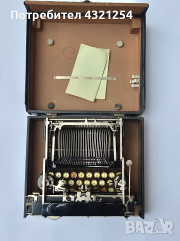 Стара миниатюрниа пишеща машина ROIAL, снимка 3 - Антикварни и старинни предмети - 52317733