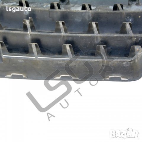 Решетка Renault Scenic II  RM080421N-33, снимка 4 - Части - 32526866