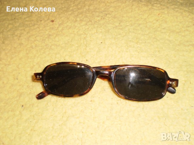 Дамски слънчеви очила и калъфчета за очила, снимка 2 - Слънчеви и диоптрични очила - 34983268