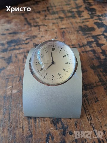 часовник за бюро и рамка за снимки въртящи се, масивен метал , снимка 2 - Други - 13466594