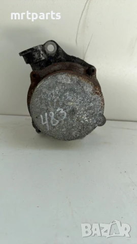 483. Вакуум помпа за BMW E87 118d 122 kc.