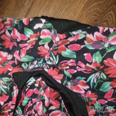 Guess рокля флорална, снимка 5 - Рокли - 36839155