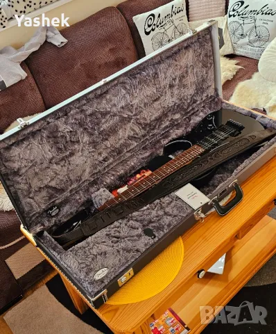 Fender Custom Shop Два оригинални куфара., снимка 8 - Китари - 48584163