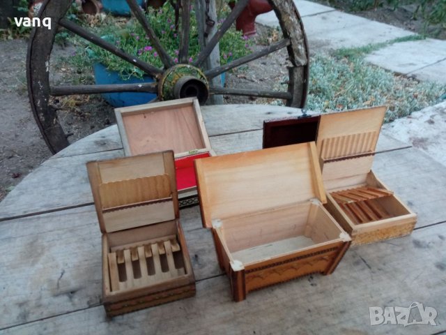 Стари дървени кутии, снимка 3 - Антикварни и старинни предмети - 37545027