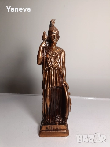 Метална статуетка на Атина Партенос, богинята на мъдростта и войната 