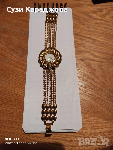 Дамски позлатен часовник