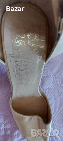 Елегантни дамски сатенени обувки 39, снимка 5 - Дамски обувки на ток - 40139352