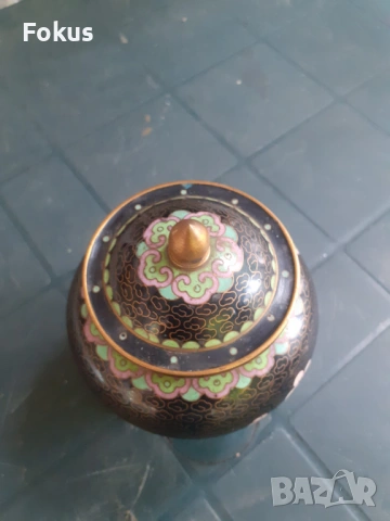 Клоазоне бронз емайл бурканче с капак, снимка 6 - Антикварни и старинни предмети - 53307457