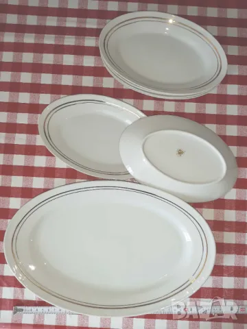 Нов порцеланов сервиз - Завод за порцелан, гр. Разград, около 1980 г. г., снимка 1
